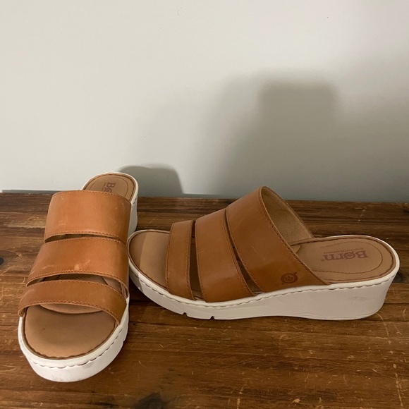 Women’s Born Wedge - Picture 1 of 1